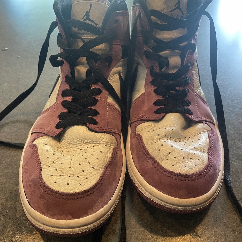 Women’s Light Mulberry Air Jordans Size 9